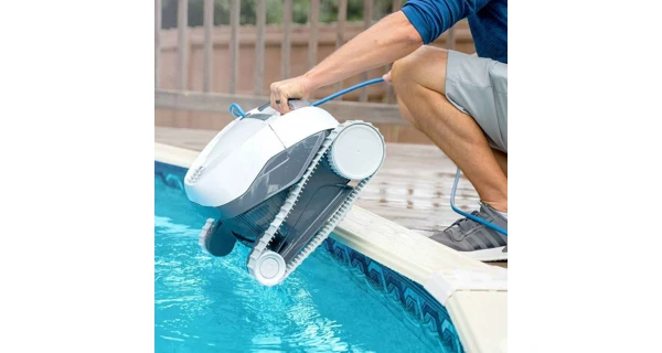 Bazénový automatický vysavač Dolphin E10