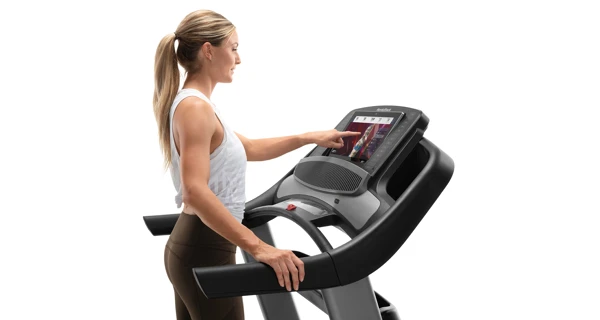 Běžecký pás NordicTrack Commercial 2450