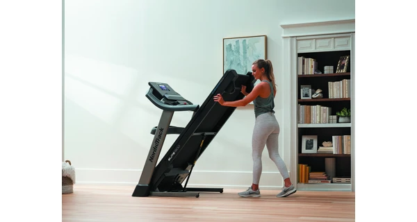 Běžecký pás NordicTrack Elite 900