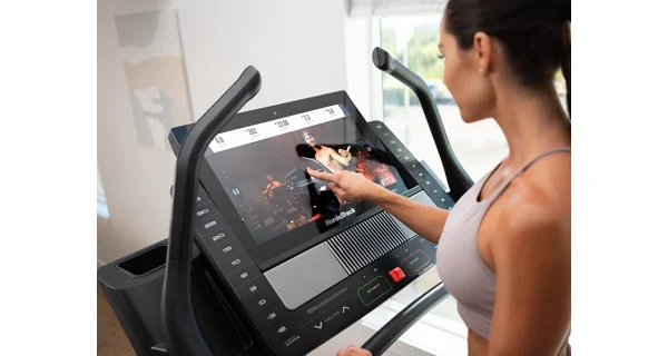 Běžecký pás NORDICTRACK Incline Trainer X22i