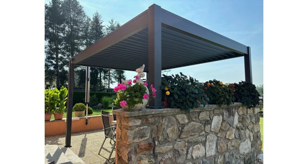 Bioklimatická pergola INTRO PLUS 4x3 m, hliník  - volně stojící