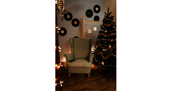 Crystal závěsná koule se strunou 12 LED