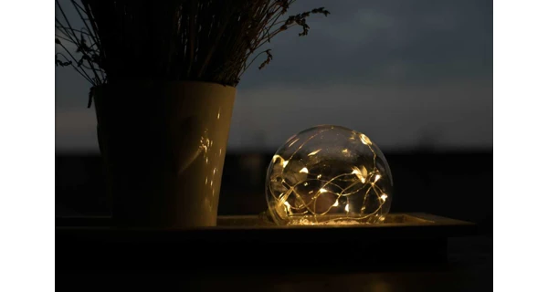 Crystal závěsná koule se strunou 12 LED