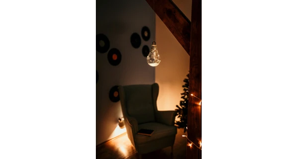 Crystal závěsná žárovka 12 LED