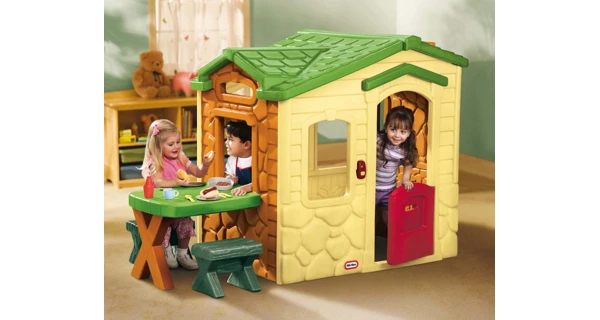 Dětský domeček Little Tikes s piknikovým stolkem
