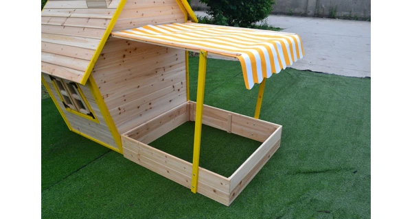 Dětský dřevěný domeček s pískovištěm Flinky