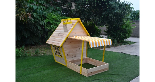 Dětský dřevěný domeček s pískovištěm Flinky
