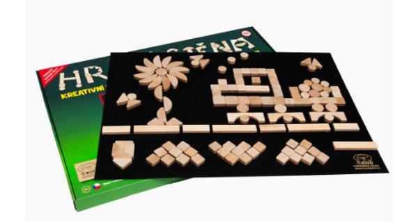 Dřevěná hrací stěna 50 x 70 cm