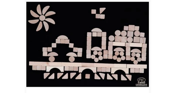 Dřevěná hrací stěna 50 x 70 cm