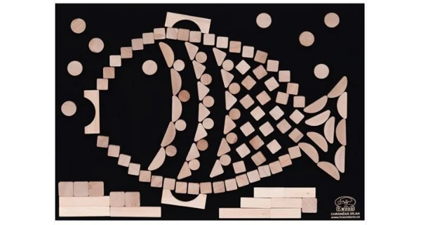 Dřevěná hrací stěna 50 x 70 cm