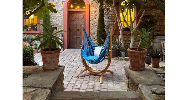 Houpací sedačka se stojanem La Siesta Udine Organic, blue zebra