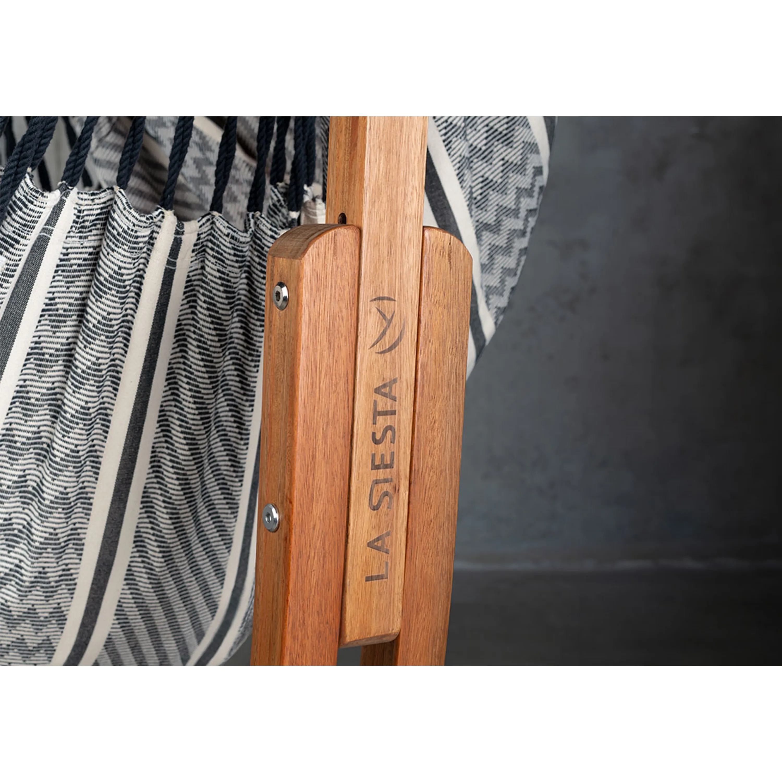 Marimex | Houpací sedačka se stojanem La Siesta Udine Organic, zebra | 11640603 Obrázek