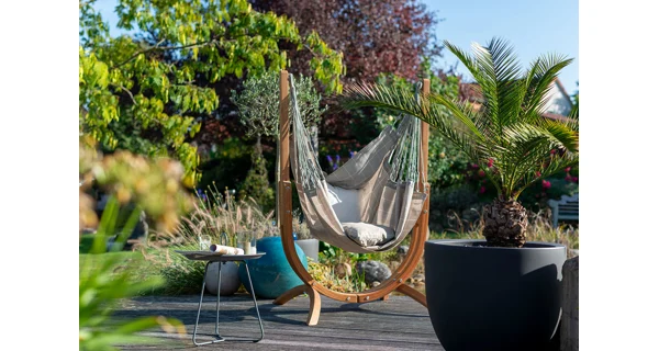 Houpací sedačka se stojanem La Siesta Udine Outdoor, almond