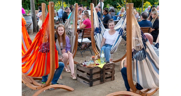 Houpací sedačka se stojanem La Siesta Udine Outdoor, sea salt