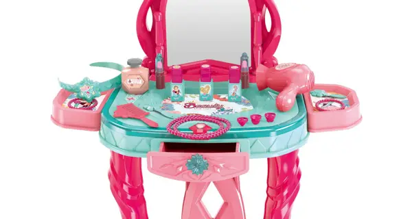 Kosmetický stolek s efekty