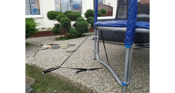 Kotvicí sada pro trampolíny - 3 ks (poškozený obal)