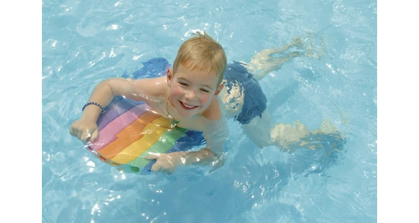 Plavecká deska - kick