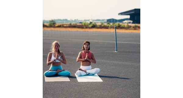 Podložka na cvičení TUNTURI s popruhem, šedomodrá