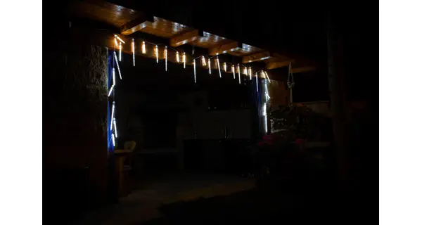 Rampouchy s tekoucím efektem 680 LED - studená bílá, 30 ks (3 různé velikosti)