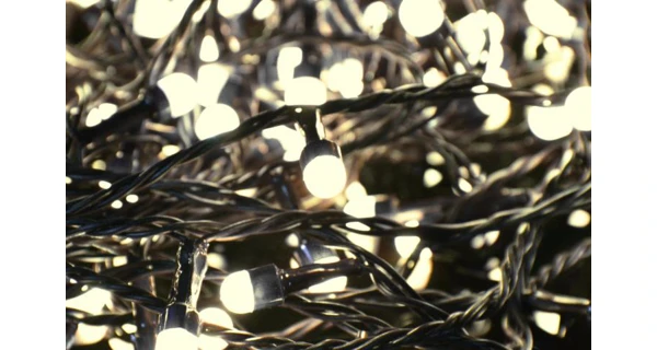 Řetěz 10 m - 100 maxi LED - teplá bílá