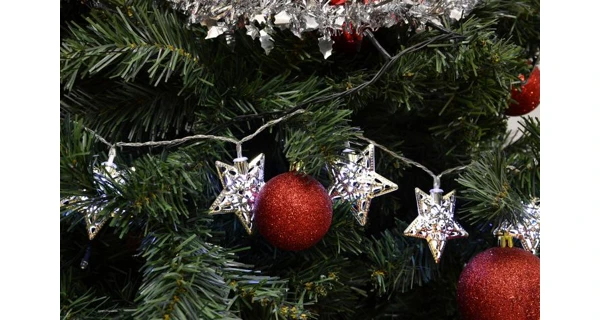 Řetěz stříbrné hvězdy - 10 LED - studená bílá