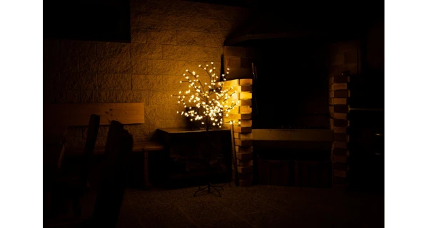 Stromek s květy 200 LED - teplá bílá