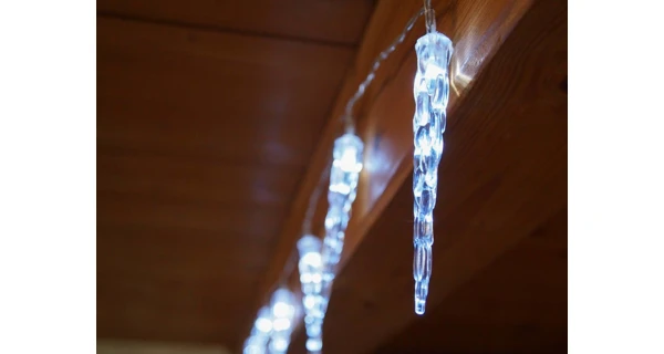 Světelné mini rampouchy 8 LED - studená bílá