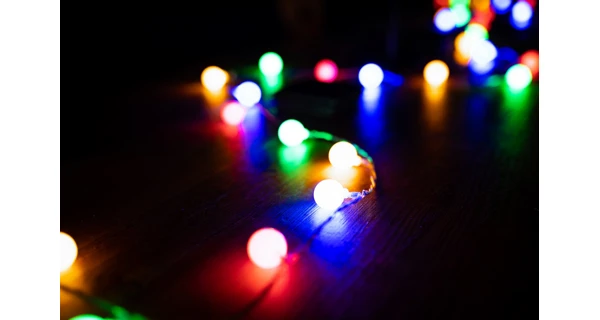 Světelný párty mini řetěz 180 LED - barevná