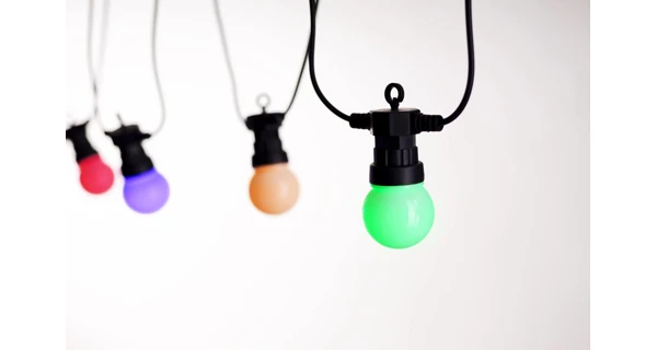 Světelný párty řetěz 50 LED - barevná