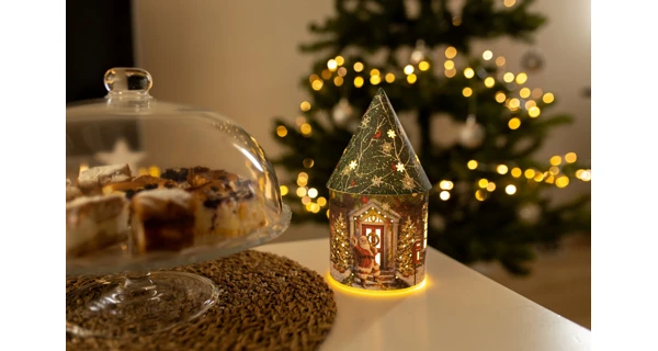 Svítící vánoční domeček 5 LED