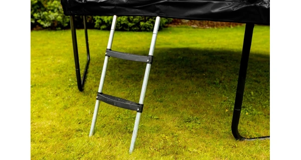 Schůdky trampolíny
