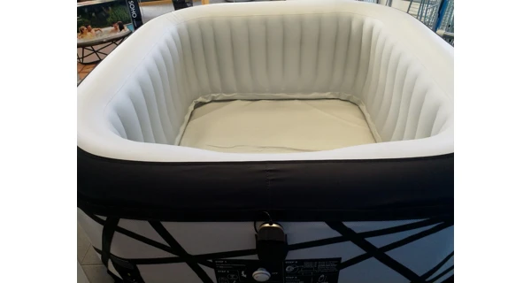 Vířivý bazén MSPA Soho P-SH069 (vystavený)