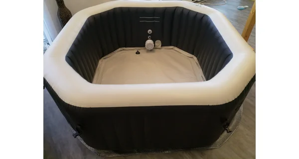 Vířivý bazén Pure Spa - Bubble čtverec (vystavený)