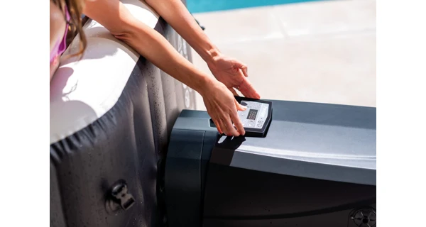 Vířivý bazén Pure Spa - Jet & Bubble Deluxe HWS 6 + výhodná sada příslušenství